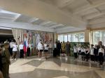 Торжественная линейка,приуроченная Победе советских войск в Великой Отечественной войне.
