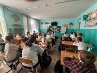 12 октября 2026 года в рамках проекта «Разговоры о важном» прошло занятие, посвящённое безопасности в интернете. Тема формулировалась как «Как защититься от мошенников? Безопасность в сети Интернет».